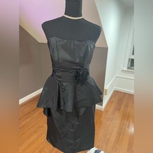 Jade Two piece 🤔 beautiful black cocktail dress